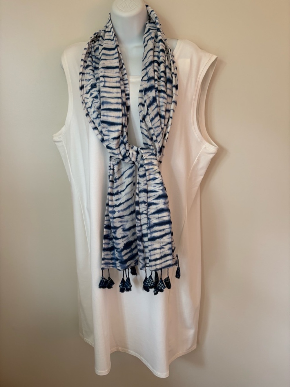 Eileen Fisher White Scoop Neck Dress - Picture 7 of 7